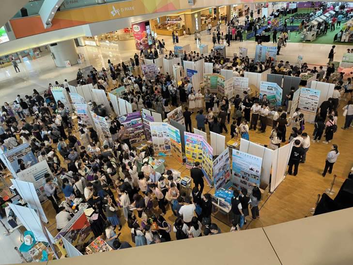 2244db3e-c867-463c-8740-e8857ad81add