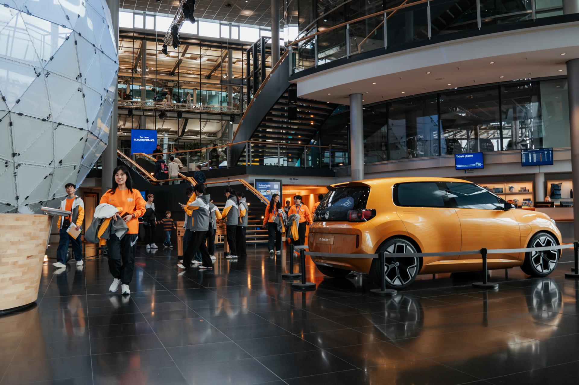 Tung Wah Group of Hospitals Student Ambassador 2025 Germany Study Tour22 Tung Wah Group of Hospitals Student Ambassador 2025 Germany Study Tour-22