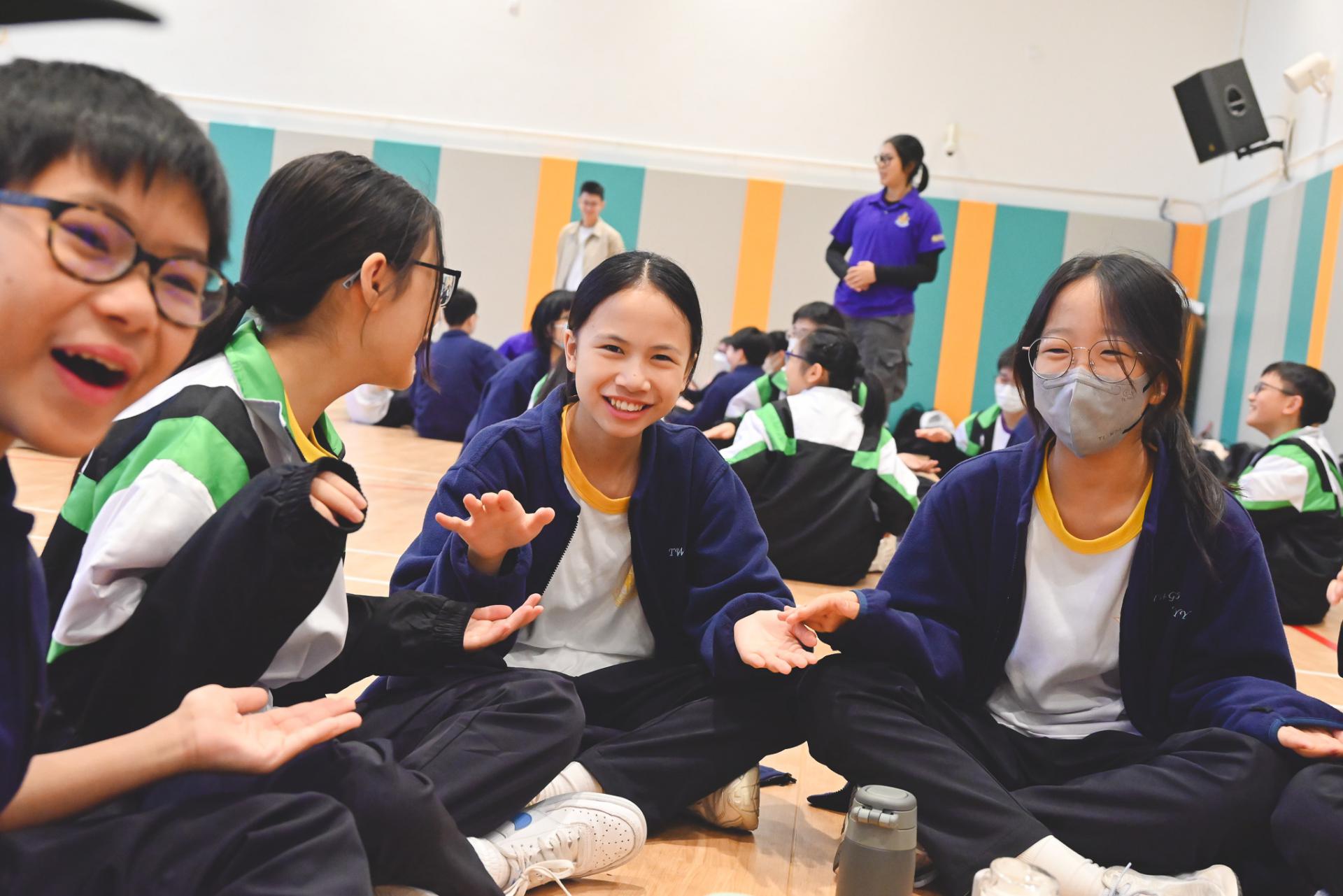 Form 1 Outdoor Learning Day42 Form 1 Outdoor Learning Day-42