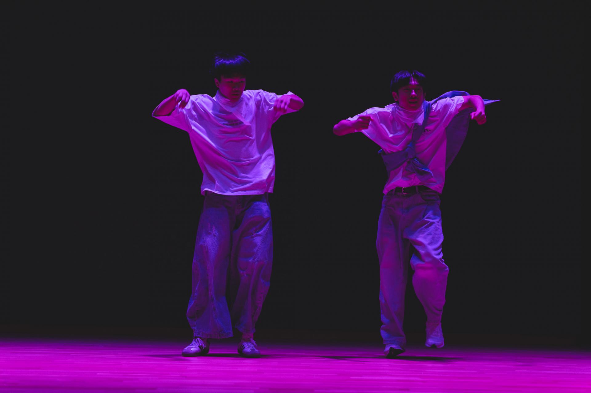 25-26 Christmas Show117 25-26 Christmas Show-117