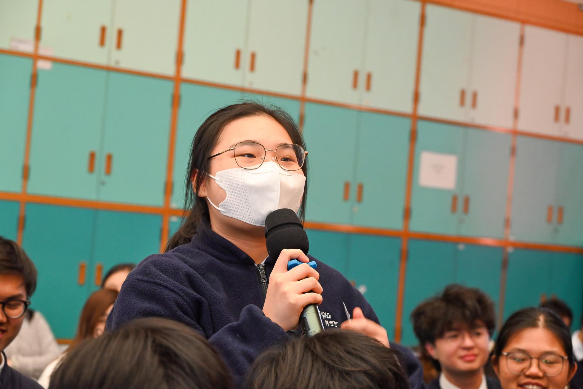 Mrs. Rita Fan Hsu Lai-tai Visits the School to Share – Theme: The Story of China's Poverty Alleviation9 Mrs. Rita Fan Hsu Lai-tai Visits the School to Share – Theme: The Story of China's Poverty Alleviation-9