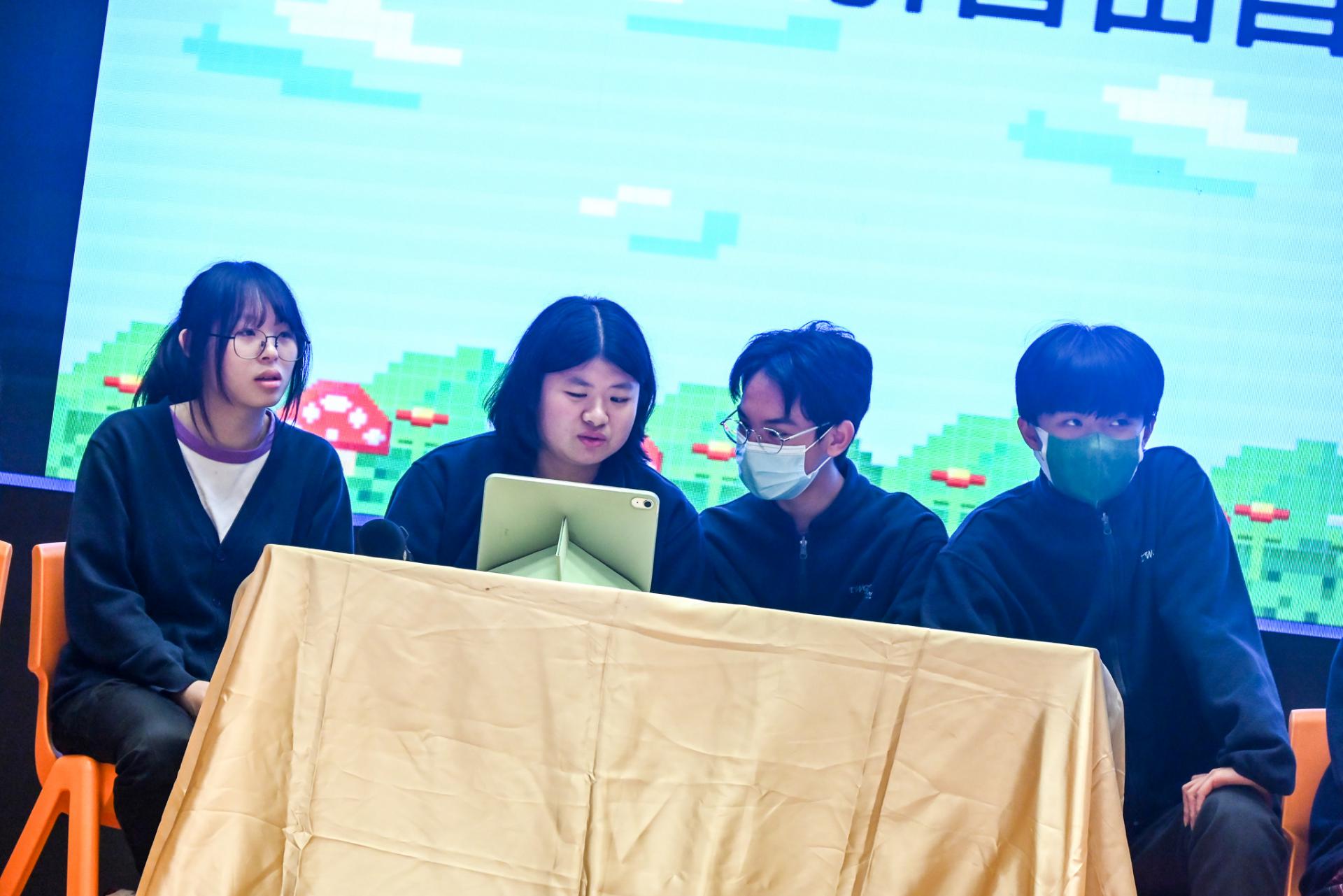 Inter-house Chinese Quiz Competition5 Inter-house Chinese Quiz Competition-5