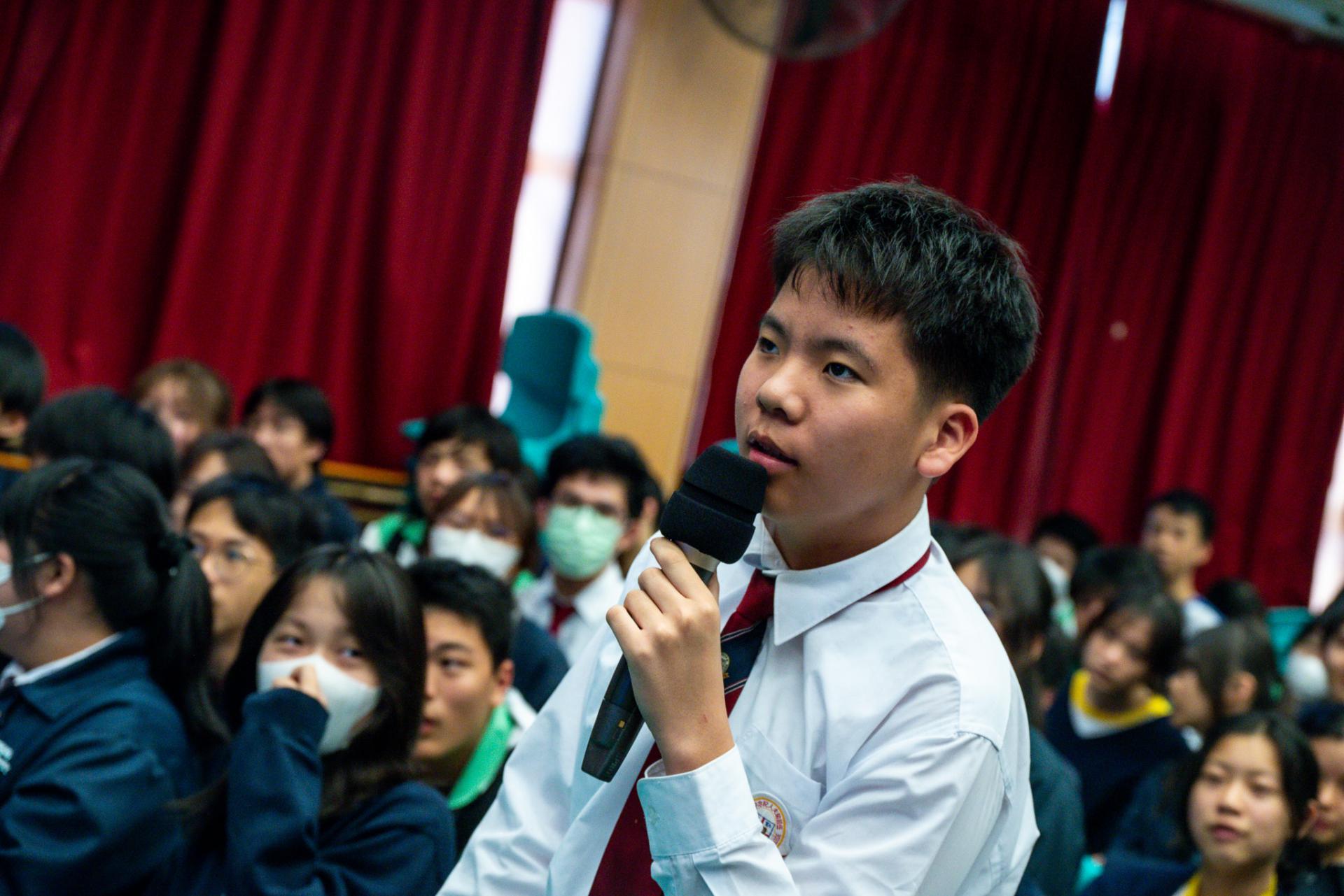 Life Education Unit and School Library—Melodies of Hope: Soaring Beyond the Night Music Sharing Session7 Life Education Unit and School Library—Melodies of Hope: Soaring Beyond the Night Music Sharing Session-7