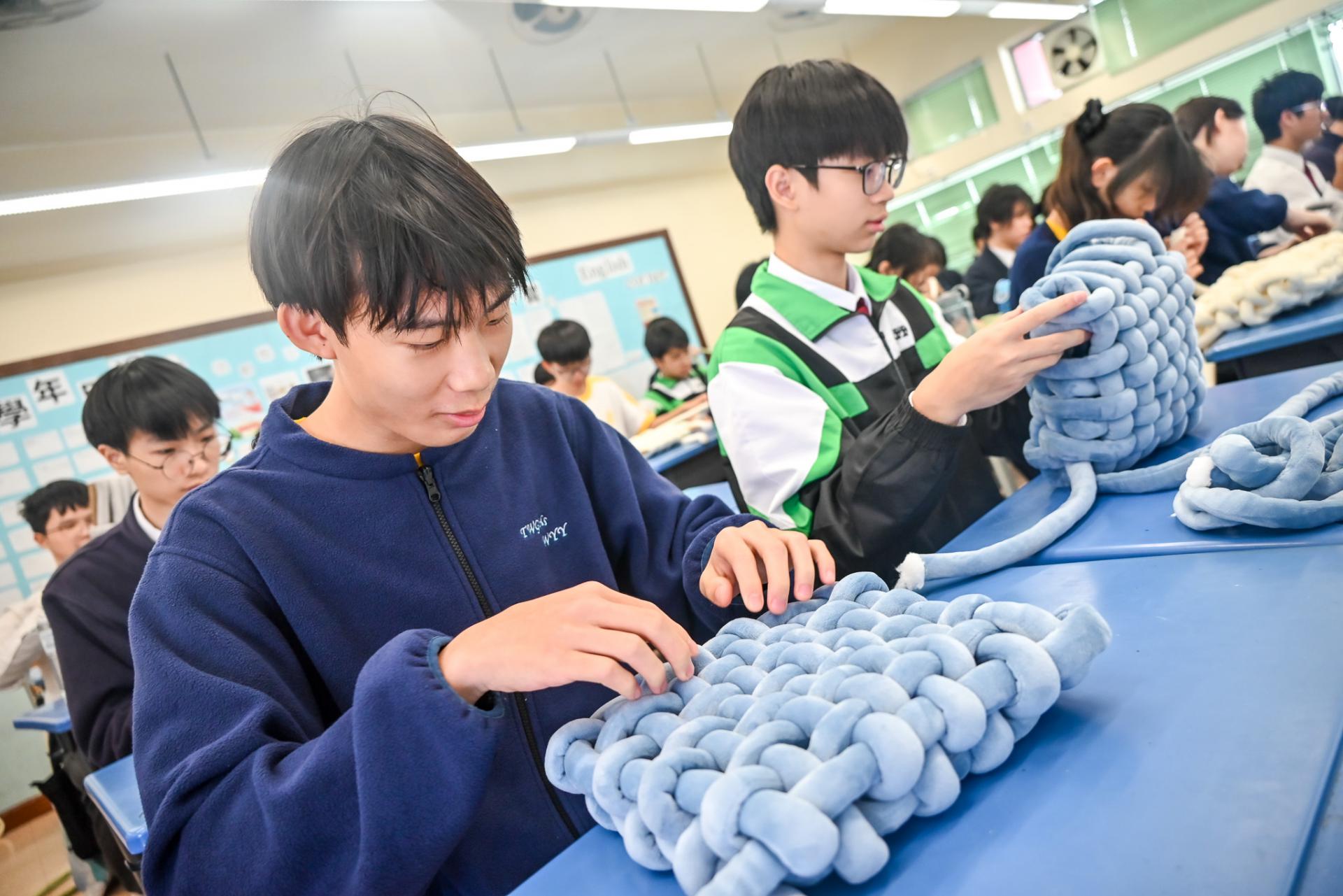 Form 4 Other Learning Experiences Day1 Form 4 Other Learning Experiences Day-1