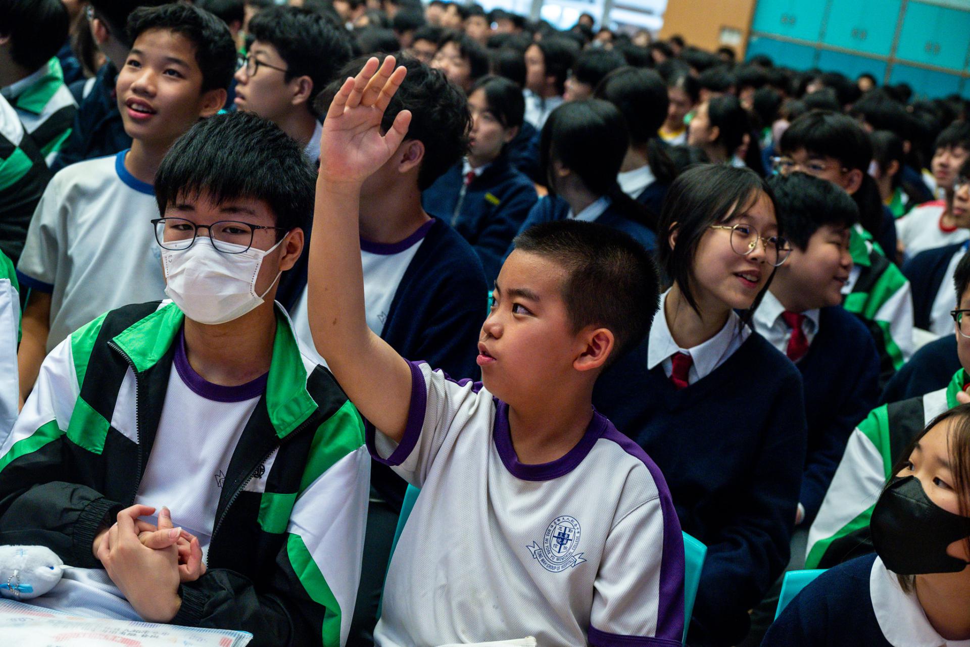 Life Education Unit and School Library—Melodies of Hope: Soaring Beyond the Night Music Sharing Session10 Life Education Unit and School Library—Melodies of Hope: Soaring Beyond the Night Music Sharing Session-10