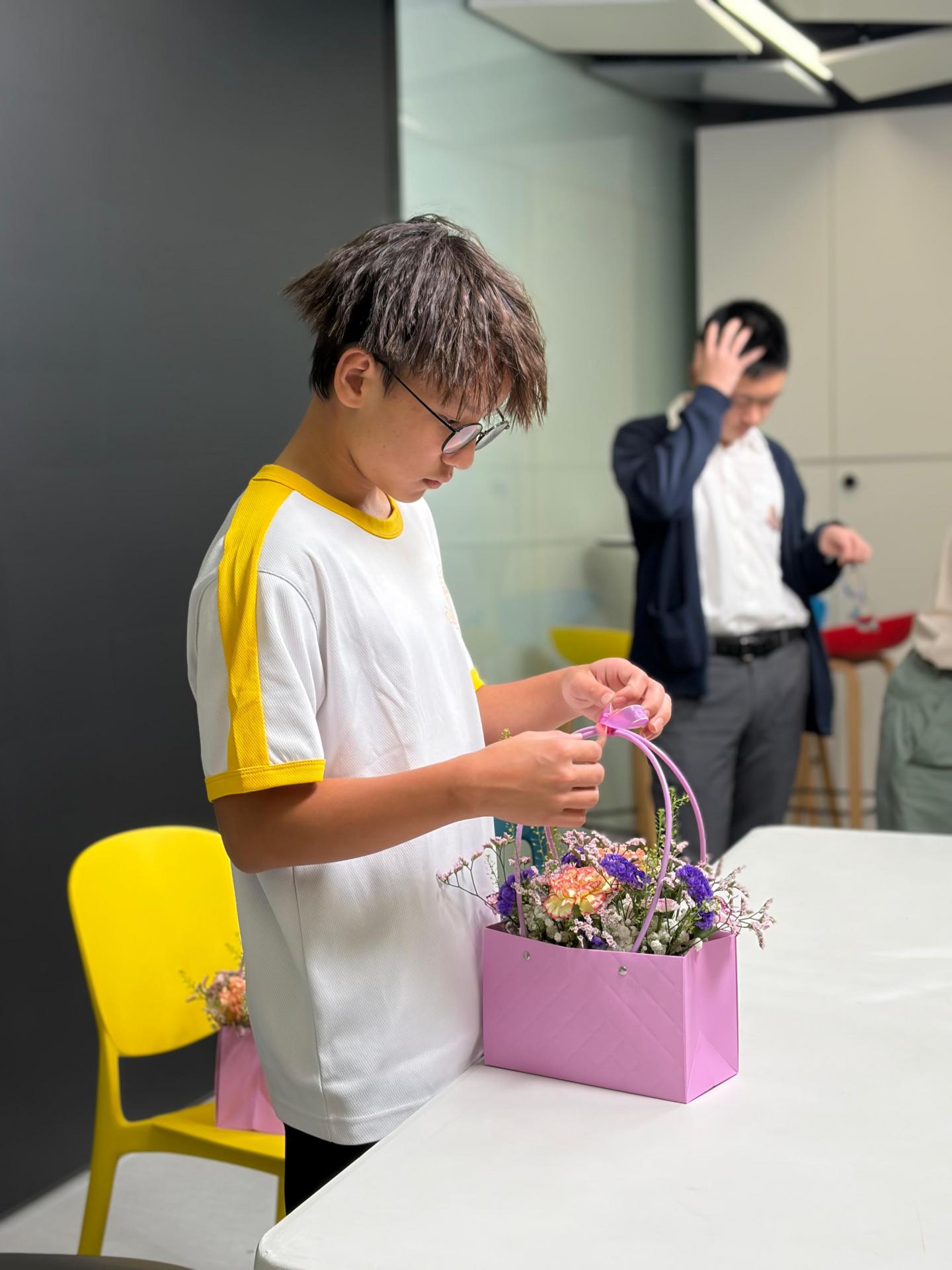 Mother's Day Flower Arrangement Workshop26 Mother's Day Flower Arrangement Workshop-26