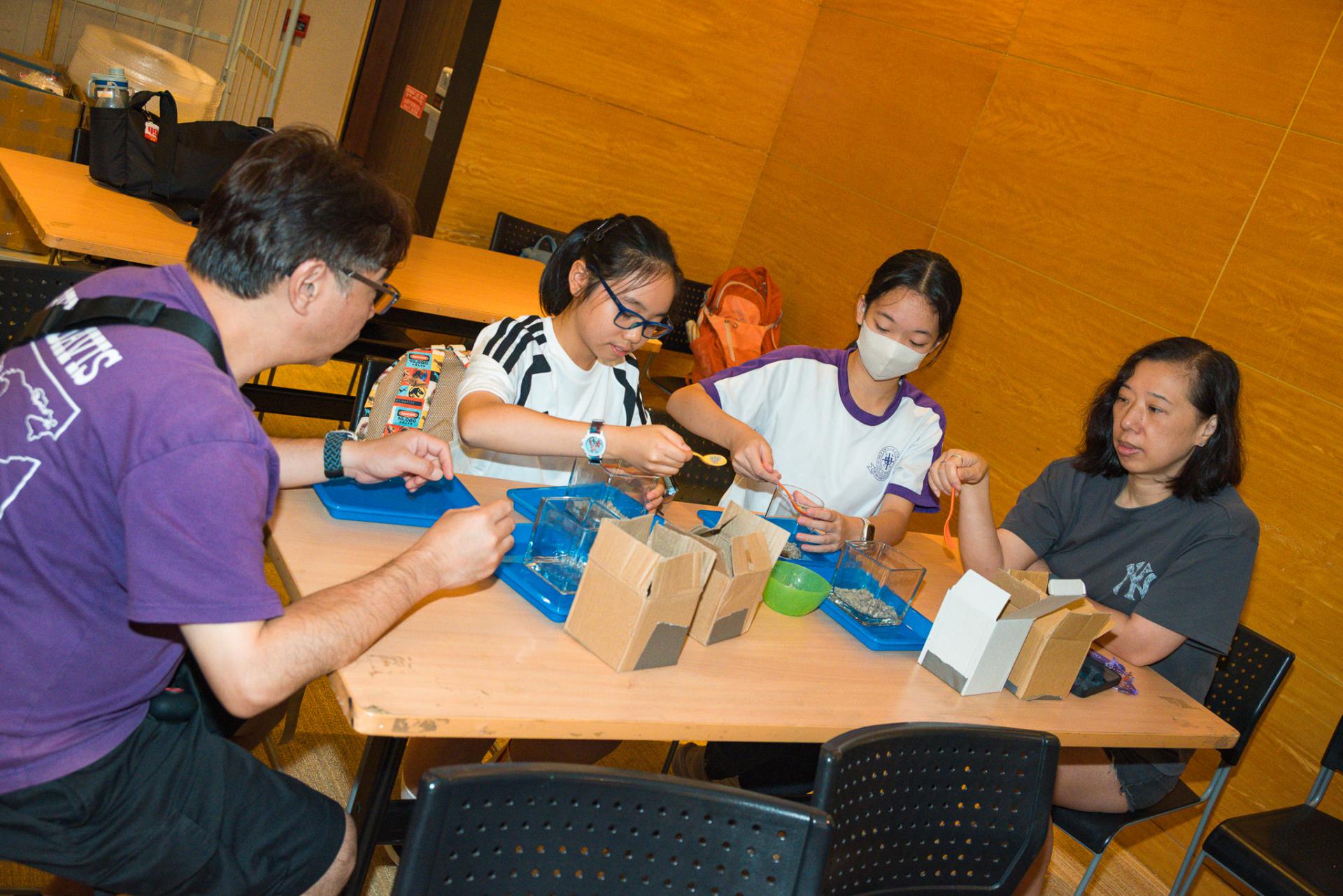 The Parent-Teacher Association of our school, in collaboration with the PTA of Shek Lei St. John's Catholic Primary School, organized a 'Micro-Ecosystem Glass Terrarium Workshop' at Noah's Ark, Ma Wan, and a visit to the '1868 Cultural and Arts District.'22 The Parent-Teacher Association of our school, in collaboration with the PTA of Shek Lei St. John's Catholic Primary School, organized a 'Micro-Ecosystem Glass Terrarium Workshop' at Noah's Ark, Ma Wan, and a visit to the '1868 Cultural and Arts District.'-22