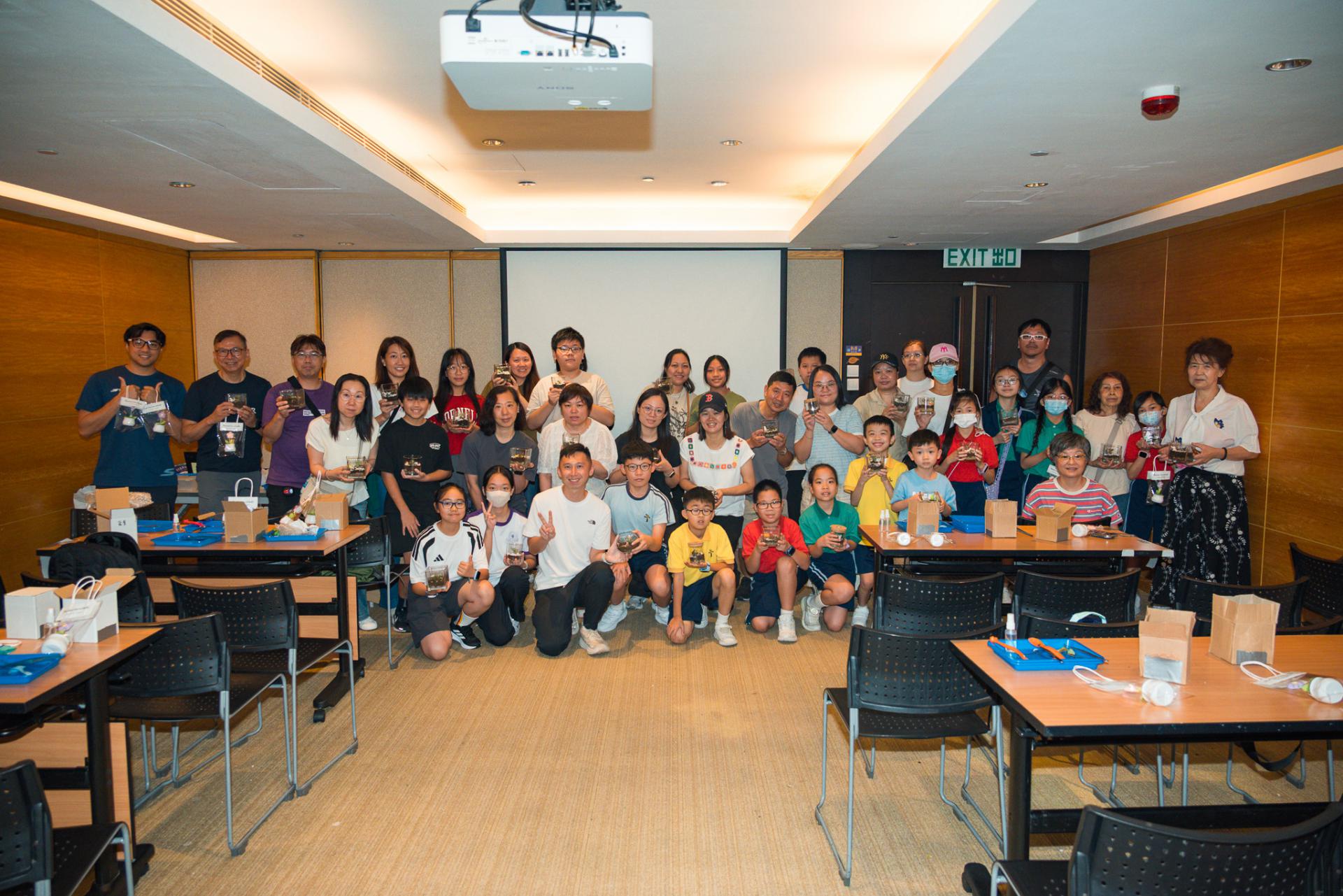 The Parent-Teacher Association of our school, in collaboration with the PTA of Shek Lei St. John's Catholic Primary School, organized a 'Micro-Ecosystem Glass Terrarium Workshop' at Noah's Ark, Ma Wan, and a visit to the '1868 Cultural and Arts District.'39 The Parent-Teacher Association of our school, in collaboration with the PTA of Shek Lei St. John's Catholic Primary School, organized a 'Micro-Ecosystem Glass Terrarium Workshop' at Noah's Ark, Ma Wan, and a visit to the '1868 Cultural and Arts District.'-39