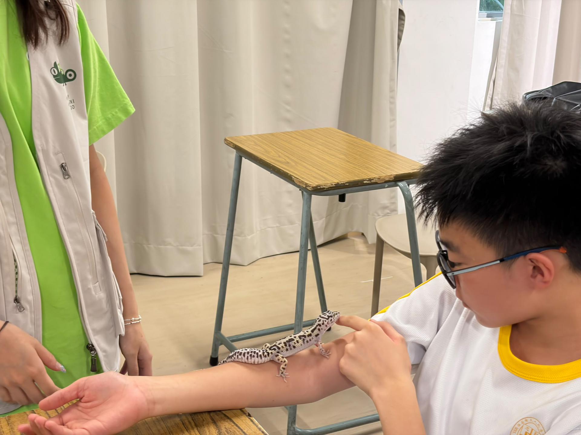 Geography Club: Mini ZOO Interactive Animal Workshop0 Geography Club: Mini ZOO Interactive Animal Workshop-0