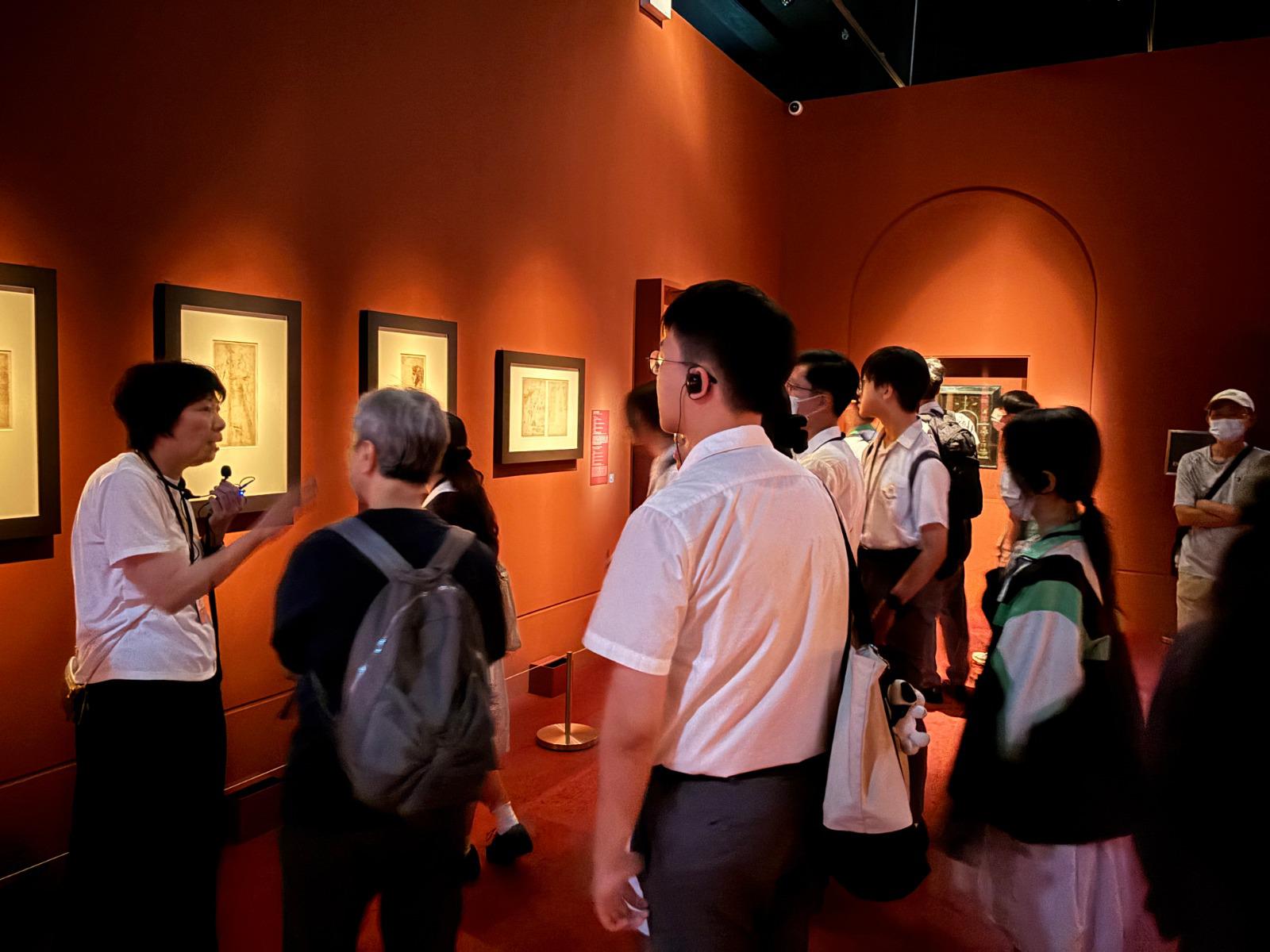 Visiting 'The Hong Kong Jockey Club Series: Encountering Mona Lisa — The Renaissance Reborn' Exhibition12 Visiting 'The Hong Kong Jockey Club Series: Encountering Mona Lisa — The Renaissance Reborn' Exhibition-12
