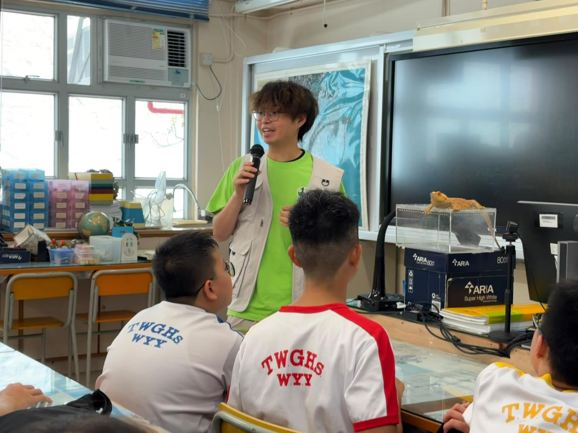Geography Club: Mini ZOO Interactive Animal Workshop20 Geography Club: Mini ZOO Interactive Animal Workshop-20