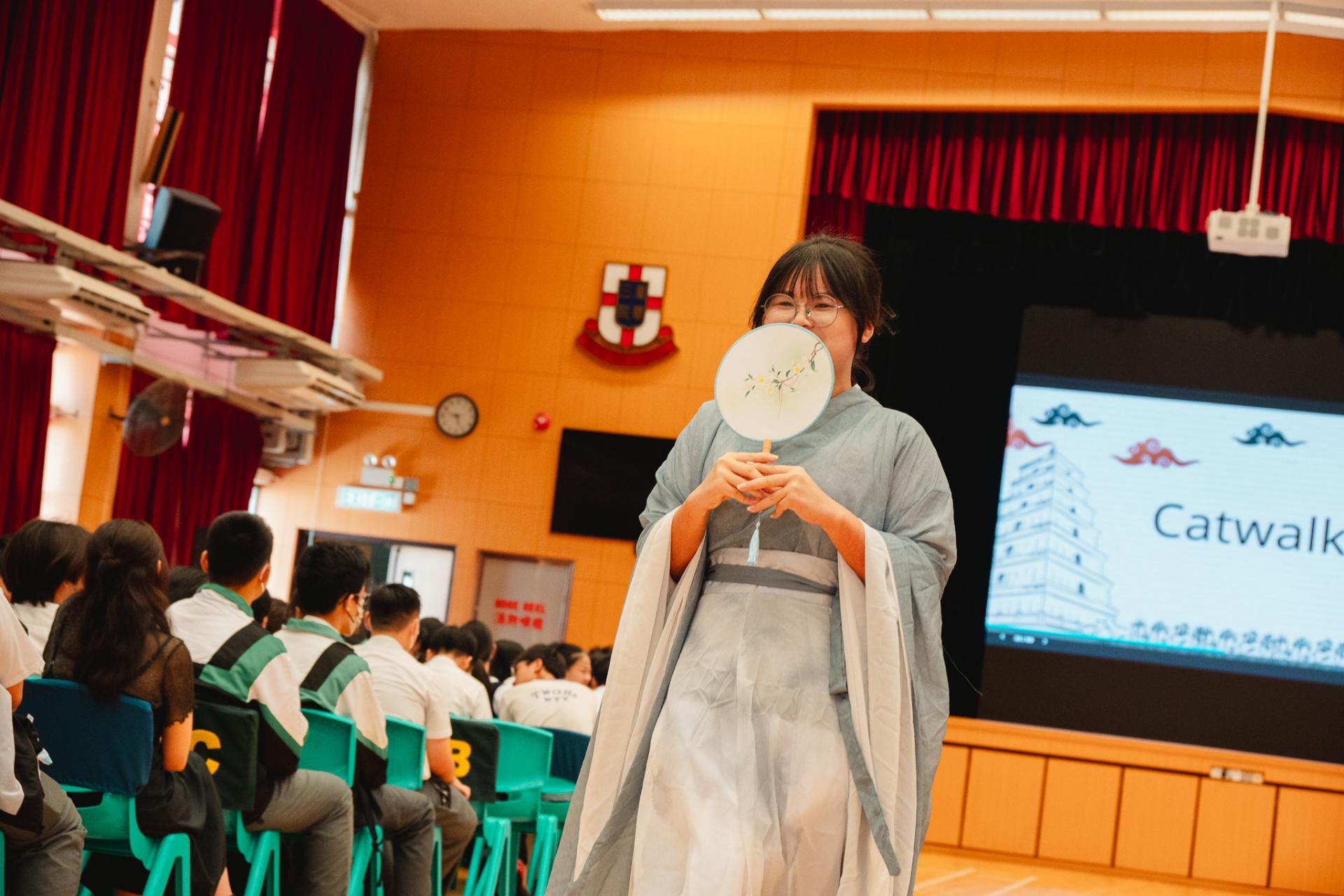 Interactive Workshop on Ancient Hanfu12 Interactive Workshop on Ancient Hanfu-12